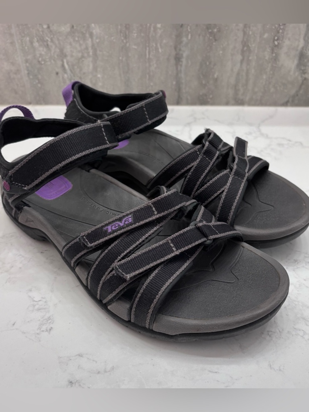 Women’s Teva Sandals 7.5